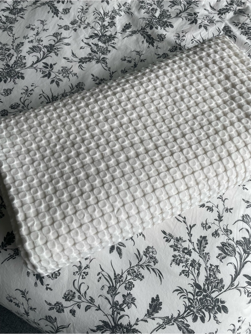 NWOT 🦋 BEDSURE Cream Waffle Weave Blanket | Queen